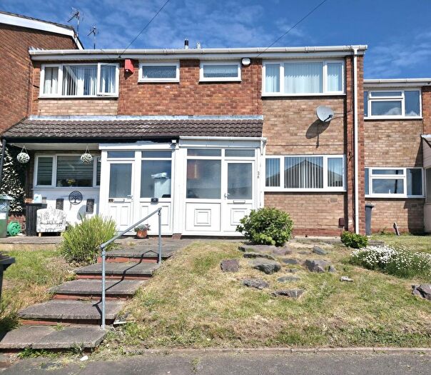 3 Bedroom Terraced House For Sale In Joseph Luckman Road, Bedworth, Warwickshire, CV12
