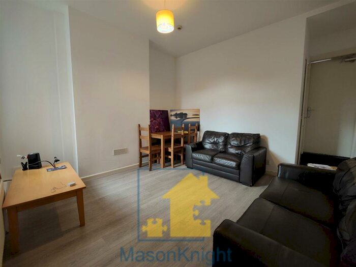4 Bedroom Terraced House To Rent In Student Property - Manilla RoadSelly Oak, Birmingham, B29