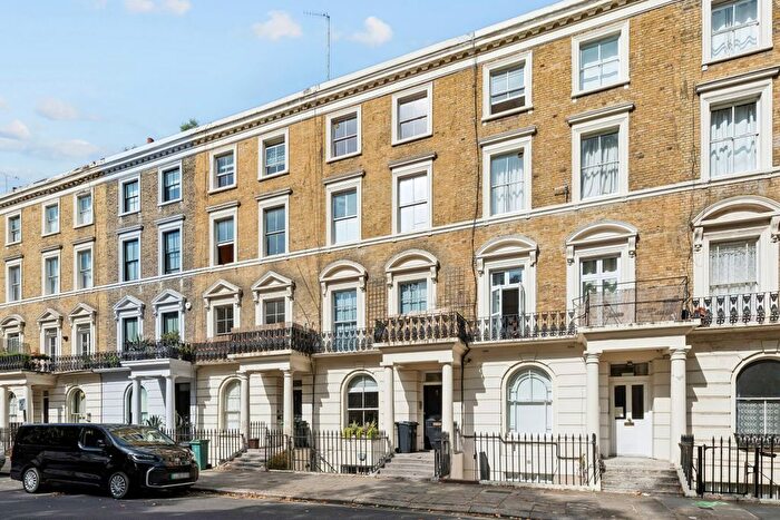 1 Bedroom Flat For Sale In Oakley Square, London, NW1