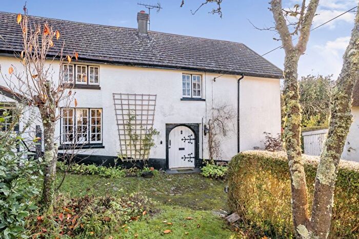 3 Bedroom Semi-Detached House For Sale In Higher Ashton, Exeter, EX6