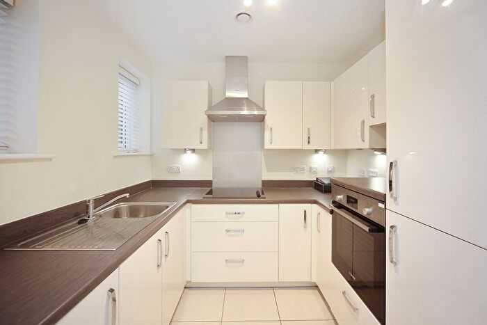 1 Bedroom Flat To Rent In Clive Road, Batchley, Redditch, B97