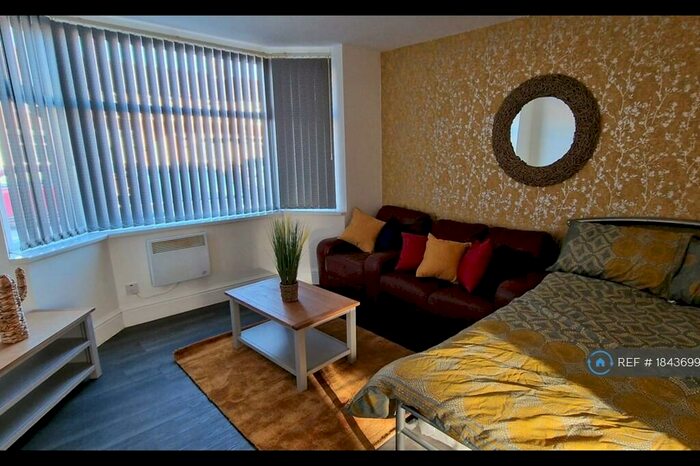 1 Bedroom Flat To Rent In Yelverton Road, Coventry, CV6