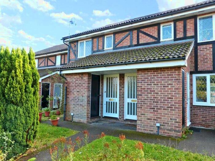 1 Bedroom Maisonette Flat To Rent In Challis Place, Bracknell, Berkshire, RG42