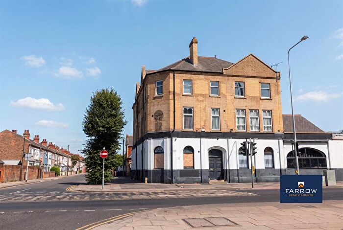 1 Bedroom Flat For Sale In Grimsby Road, Cleethorpes, DN35