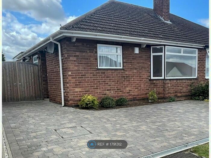 2 Bedroom Bungalow To Rent In The Pyghtle, Wellingborough, NN8