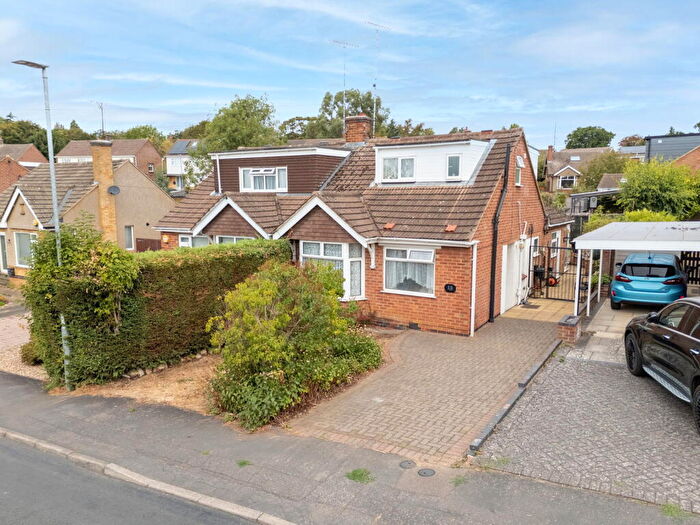 3 Bedroom Semi-Detached House For Sale In Hammond Way, Market Harborough, LE16