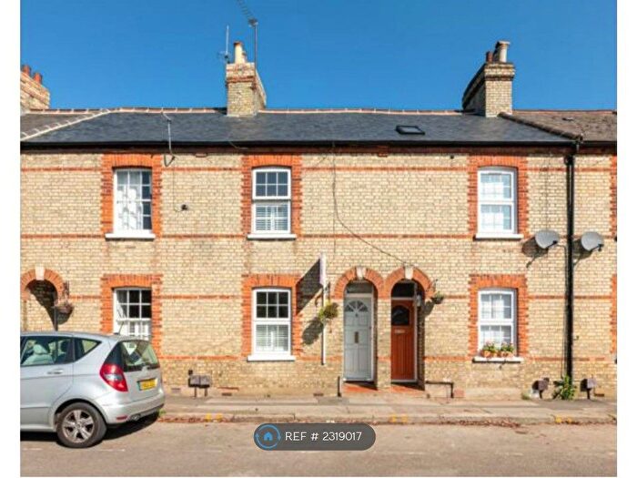 3 Bedroom Terraced House To Rent In Chipping Close, Barnet, EN5