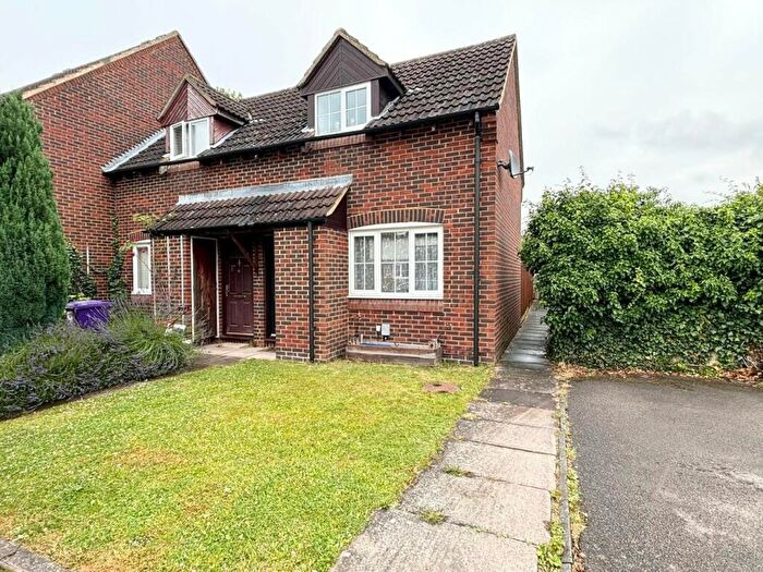 1 Bedroom End Of Terrace House To Rent In Page Close, Baldock, SG7