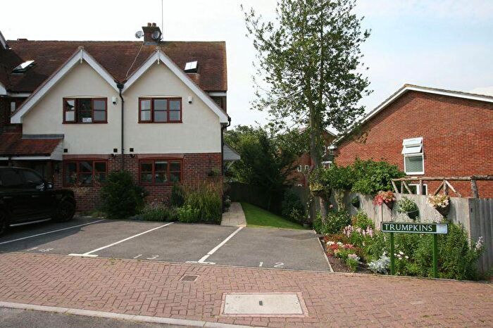3 Bedroom End Of Terrace House To Rent In Hurstpierpoint, BN6