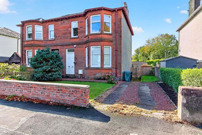 4 Bedroom Semi-Detached House For Sale In Westfield Drive, Glasgow, G52