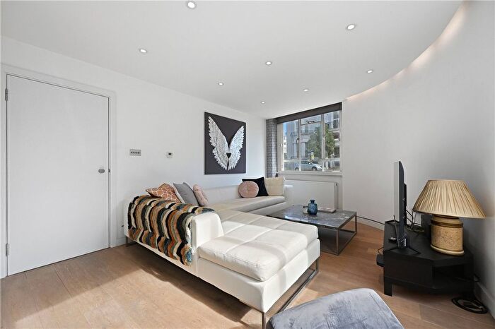 2 Bedroom Flat To Rent In Lansdowne Road, London, W11