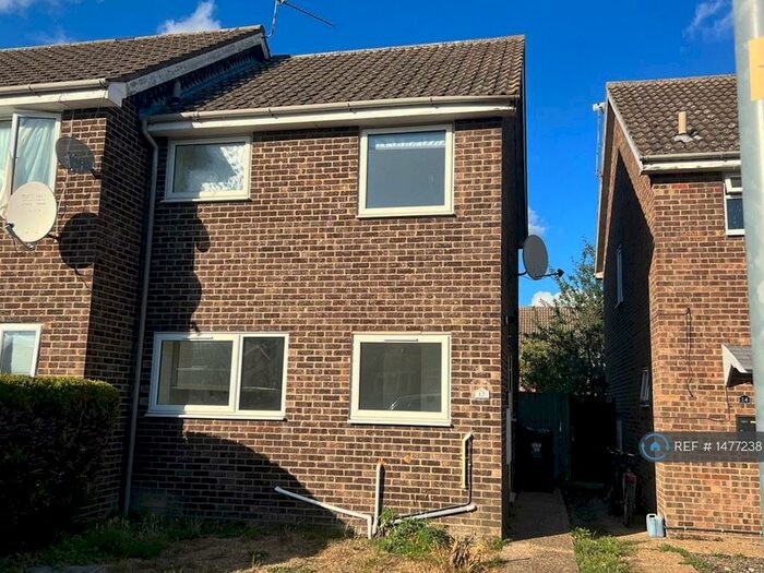 2 Bedroom End Of Terrace House To Rent In Sturdee Close, Thetford, IP24