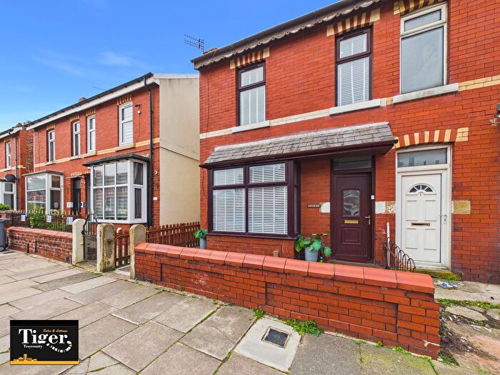 3 Bedroom Semi Detached House For Sale In Ord Avenue, Blackpool, FY4