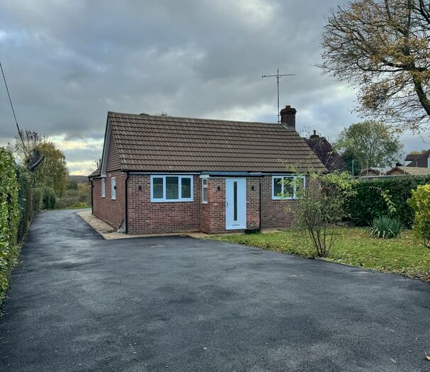 4 Bedroom Bungalow To Rent In Church Road, Longfield, DA3