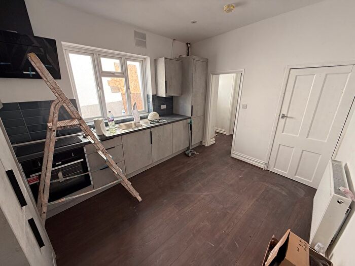 1 Bedroom Property To Rent In Compton Road, Wolverhampton, WV3