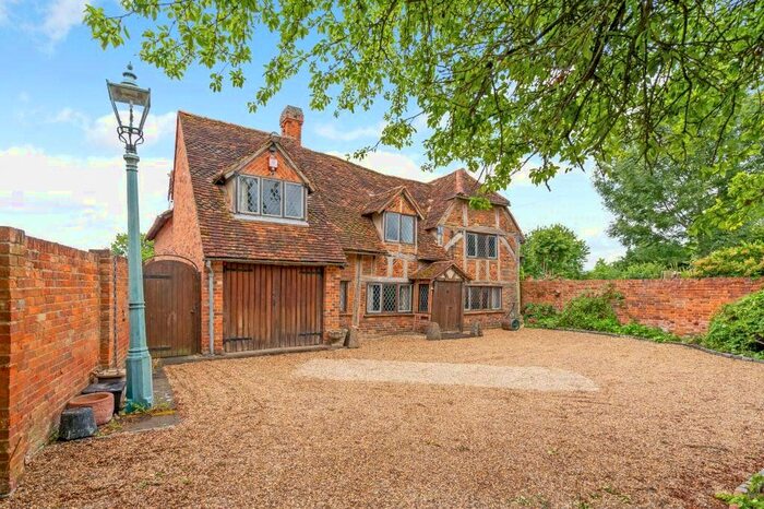 4 Bedroom Detached House For Sale In Village Road, Dorney, Windsor, Berkshire, SL4