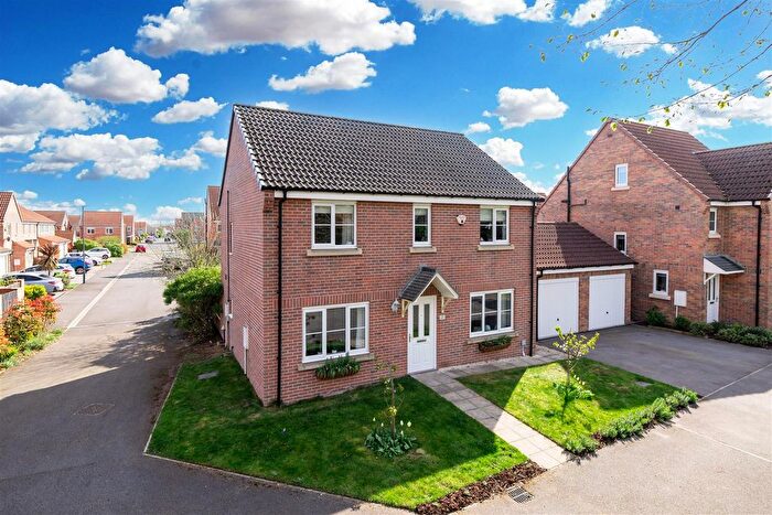 4 Bedroom Detached House For Sale In Brunswick Crescent, Sherburn In Elmet, Leeds, LS25