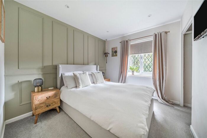 1 Bedroom End Of Terrace House For Sale In Petersfield, Hampshire, GU32