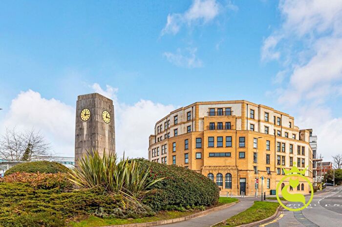 1 Bedroom Flat For Sale In Commercial Road, Poole, BH14