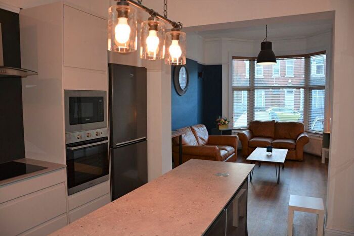 9 Bedroom Property To Rent In Bournbrook Road, B29