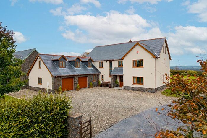4 Bedroom Detached House For Sale In Laugharne, Carmarthen, SA33