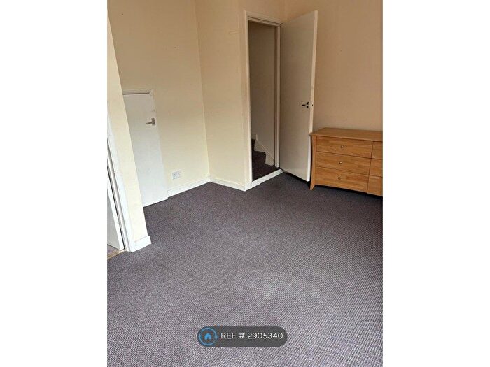 Studio To Rent In Curtis Street, Swindon, SN1