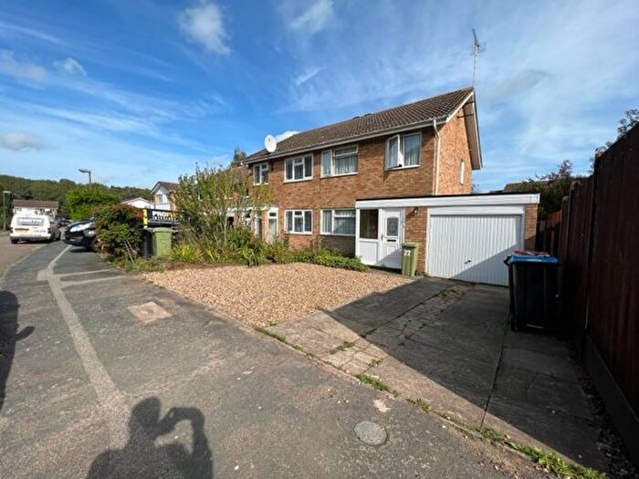 3 Bedroom Semi-Detached House To Rent In Blackdown, Fullers Slade, Milton Keynes, MK11
