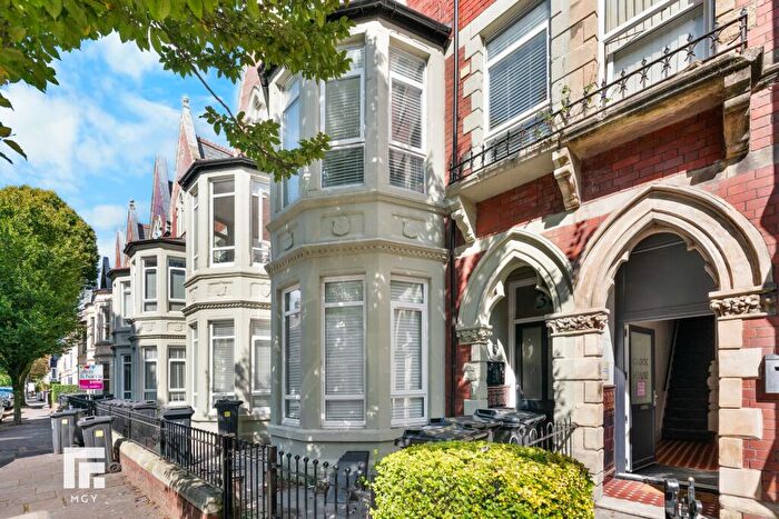 1 Bedroom Flat For Sale In Connaught Road, Roath, Cardiff, CF24