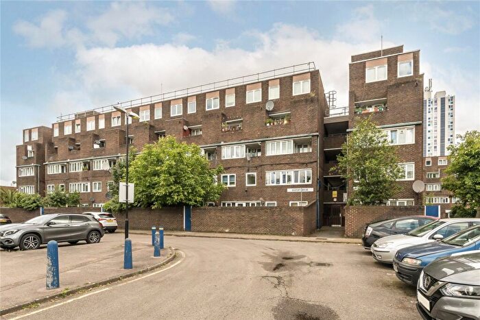 3 Bedroom Apartment To Rent In Vantrey House, Marylee Way, London, SE11
