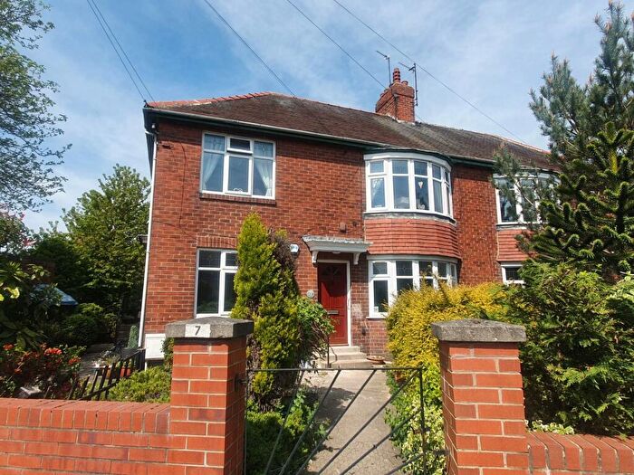 2 Bedroom Flat To Rent In Harewood Road, Gosforth, Newcastle Upon Tyne, Tyne And Wear, NE3