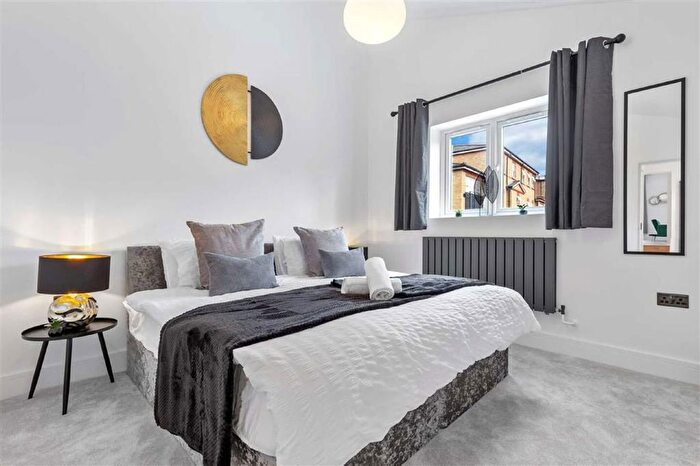 1 Bedroom Flat For Sale In Concanon Road, Brixton, SW2