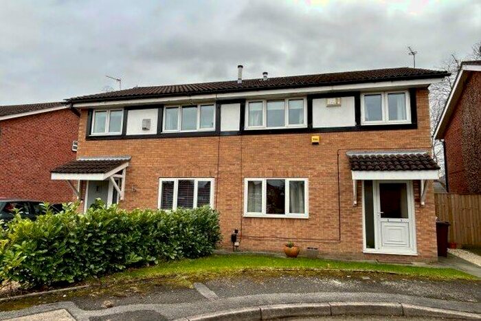 3 Bedroom Semi-Detached House To Rent In Francis Road, Manchester, M20