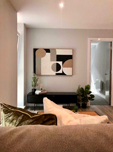 1 Bedroom Flat To Rent In Derby Square, Liverpool, Merseyside, L2