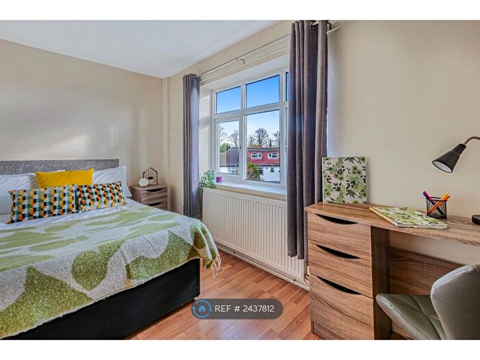 1 Bedroom Flat To Rent In Ash Road, Leeds, LS6