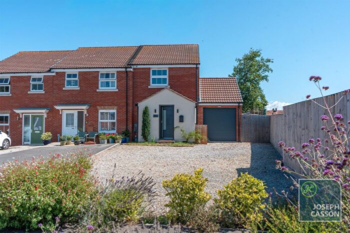 2 Bedroom End Of Terrace House For Sale In Bonita Drive, Wembdon, Bridgwater, TA6