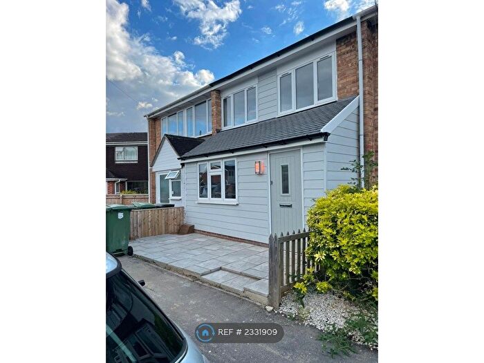3 Bedroom Terraced House To Rent In Kingfishers, Grove, Wantage, OX12