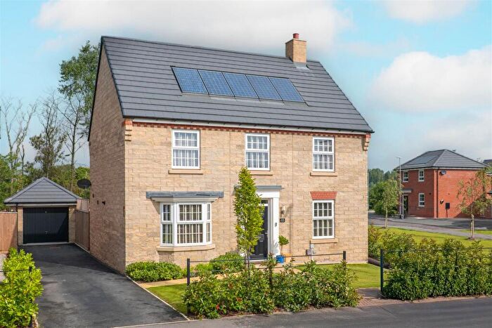 4 Bedroom Detached House For Sale In Roadtrain Avenue, Leyland, PR26