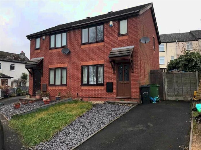 2 Bedroom Semi-Detached House To Rent In South Park Mews, Brierley Hill, DY5