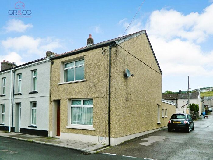 3 Bedroom End Of Terrace House For Sale In Glyn Terrace, Tredegar, NP22
