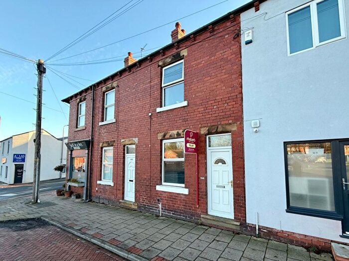 2 Bedroom Terraced House To Rent In Leeds Road, Wakefield, West Yorkshire, WF1