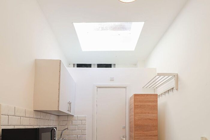 Studio To Rent In Camden High Street, London, NW1