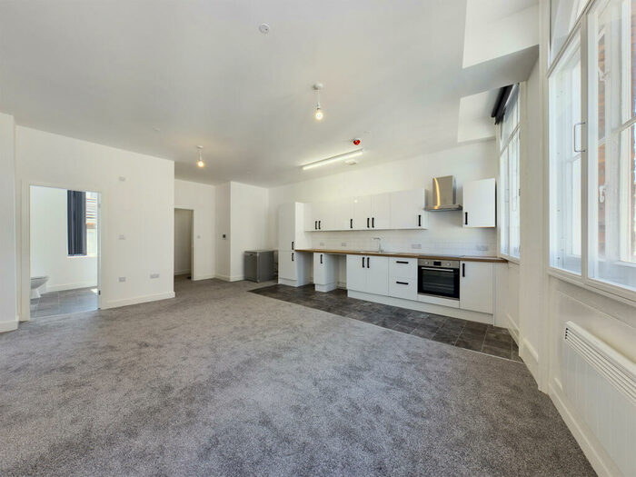 2 Bedroom Apartment To Rent In , Hull, Yorkshire, HU1