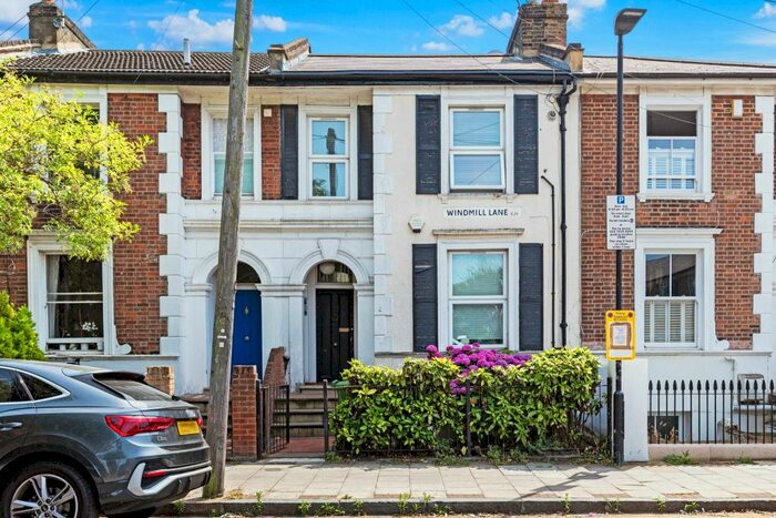 3 Bedroom Terraced House To Rent In Windmill Lane, Stratford, E15