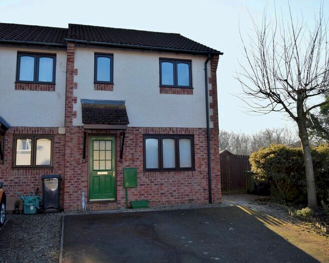 3 Bedroom Property To Rent In Kirriemuir Way, Etterby, Carlisle CA3