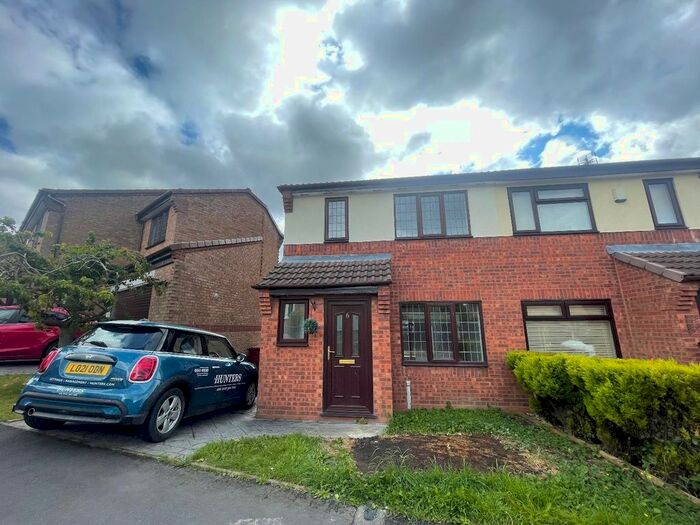 3 Bedroom Property To Rent In Beech Pine Close, Hednesford, Cannock, WS12