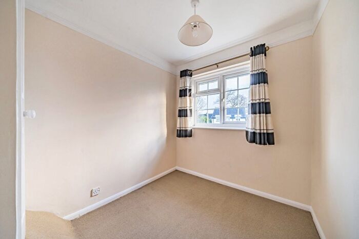 3 Bedroom Terraced House For Sale In Byfleet, West Byfleet, Surrey, KT14