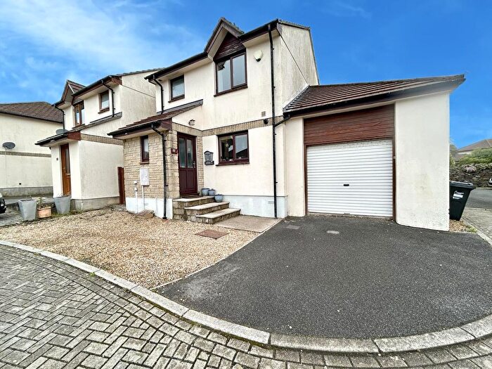 4 Bedroom Detached House For Sale In Parc Holland, Helston, TR13