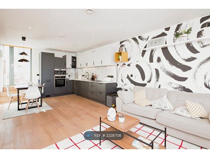 3 Bedroom Flat To Rent In Vesta Street, Manchester, M4