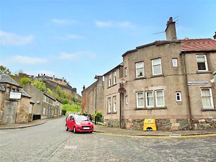 3 Bedroom Flat To Rent In Lower Castlehill, Stirling, FK8