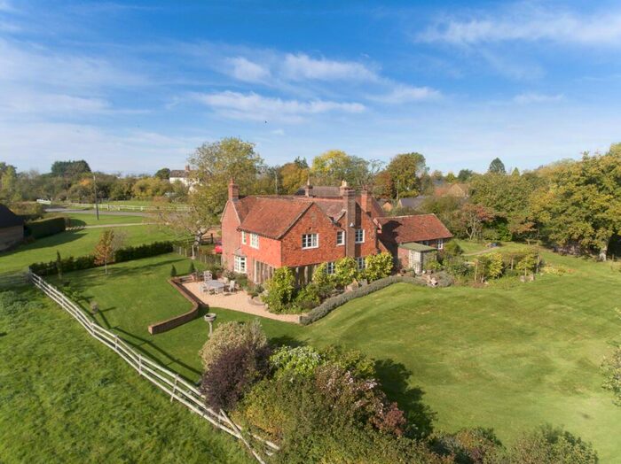 4 Bedroom Detached House For Sale In East Grimstead, Salisbury, SP5